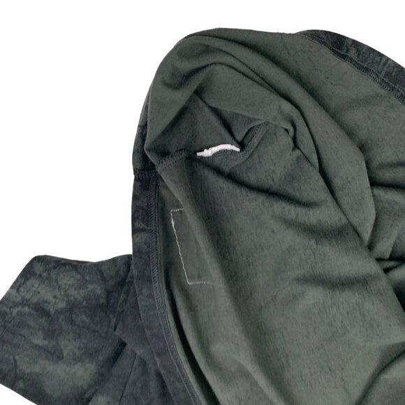 Under Armour Project Rock Loose Heat Gear Tie-Dye T-Shirt Men's Size Medium - Picture 5 of 5